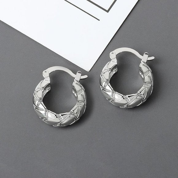 *NEW 925 Sterling Silver Textured Hoop Earrings B - Picture 6 of 8